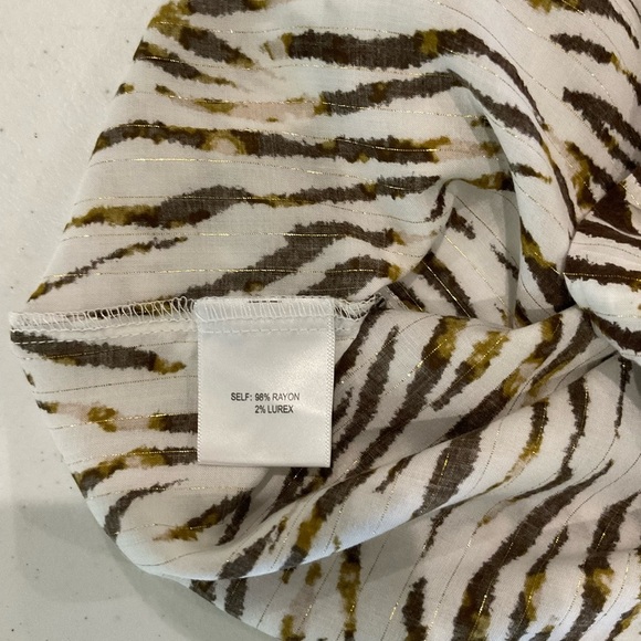 Jane+Delancey Zebra Print Top Brown Button Up Short Sleeve Blouse Women’s Size M - Picture 10 of 11
